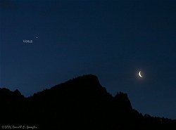 Venus and crescent Moon rising on Saturday morning