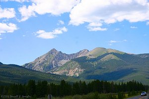 Looking west from the Kawuneeche Valley