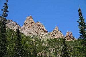 Crags along Old Fall River Road